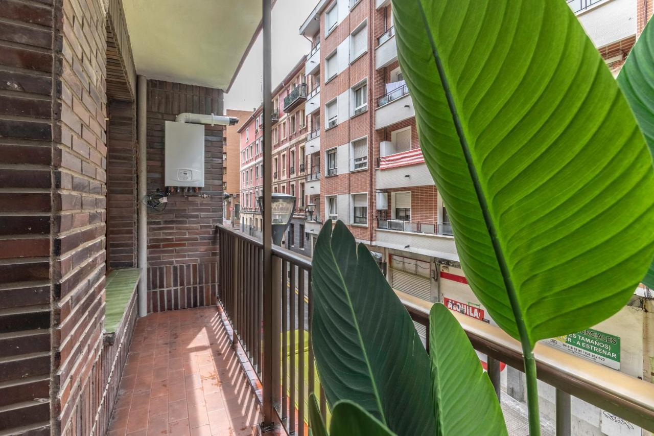 New! Lovely 4-Bedroom Loft In Bilbao Exteriér fotografie